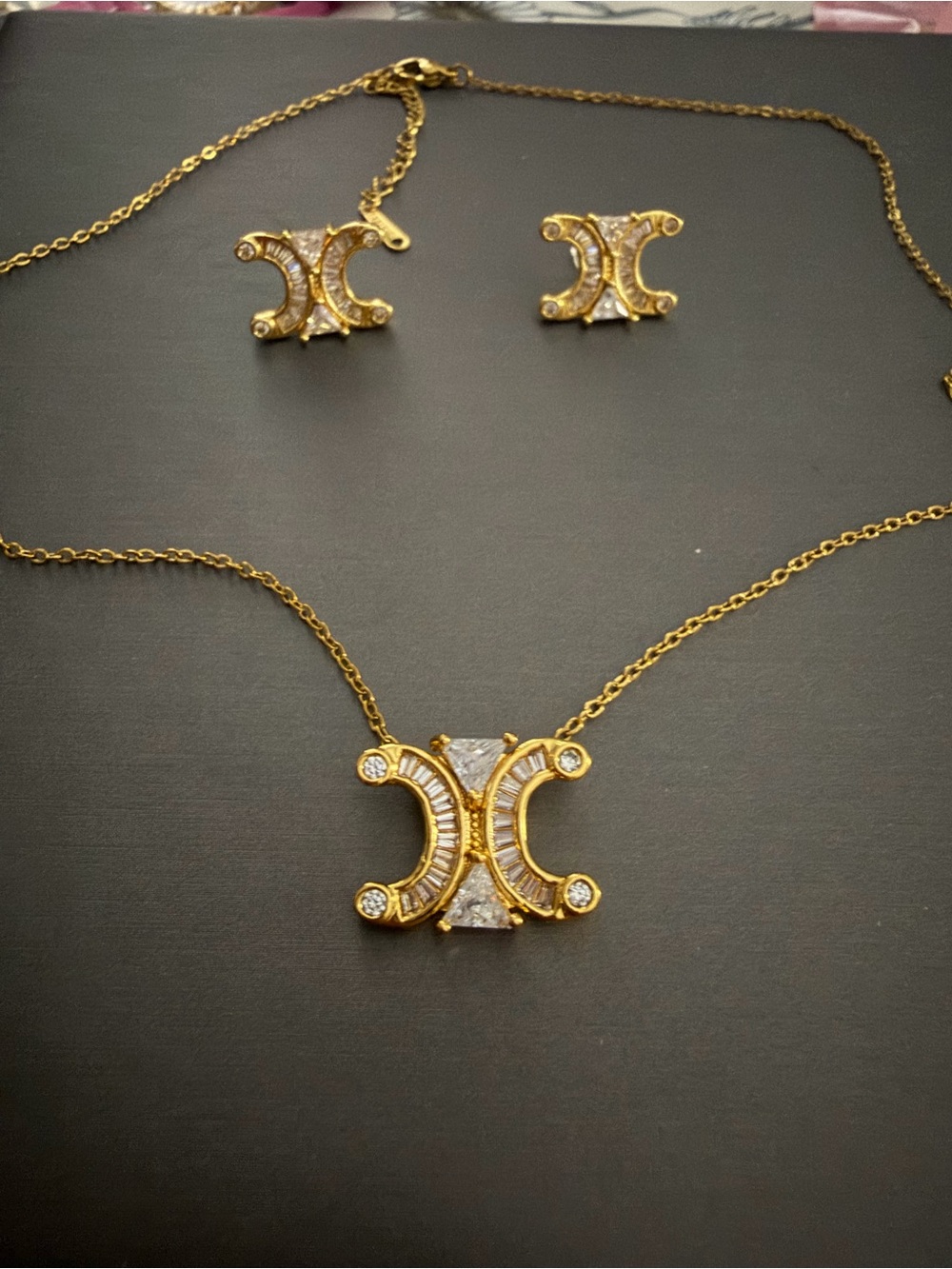 Gold Crystal Accent Women's Necklace and Earring Set
